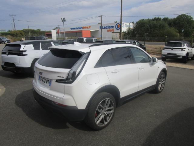 Cadillac Xt4 image 6