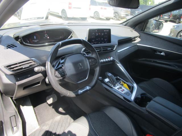 Peugeot 3008 image 4