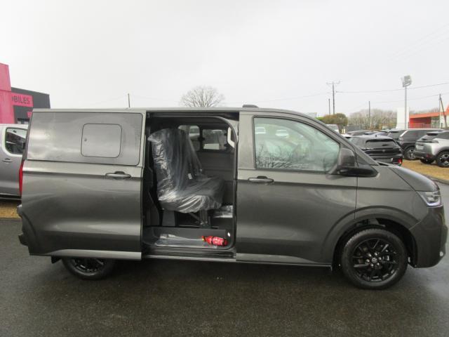 Volkswagen Transporter image 9