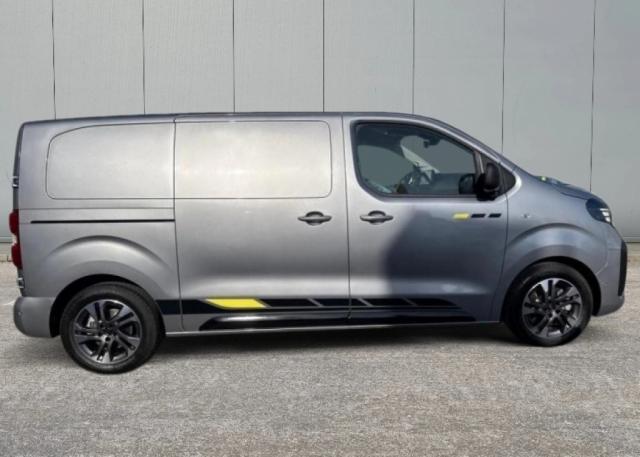 Opel Vivaro image 2
