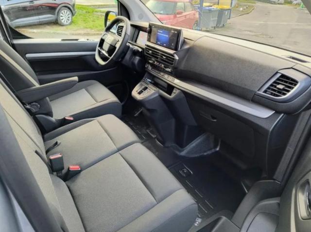 Opel Vivaro image 5