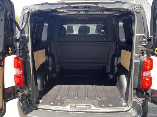 Citroen Jumpy image 8
