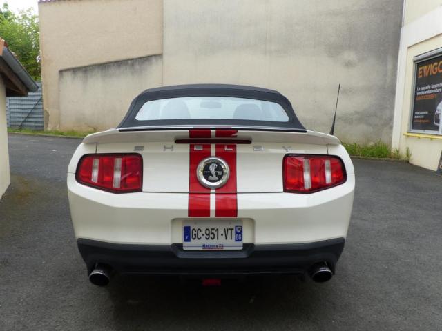 Ford Mustang image 2