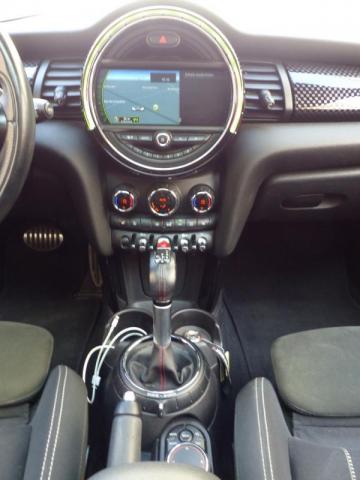 Mini Cooper image 1