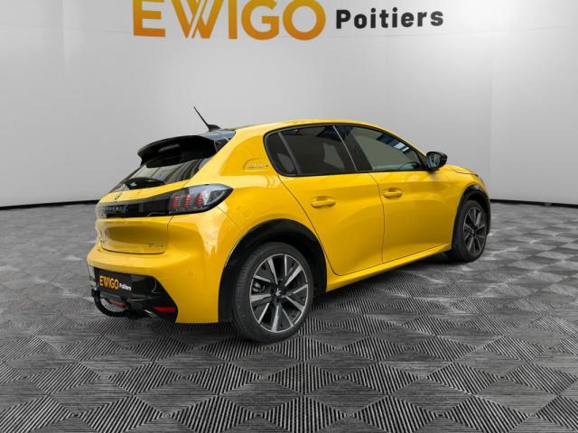 Peugeot 208 image 9