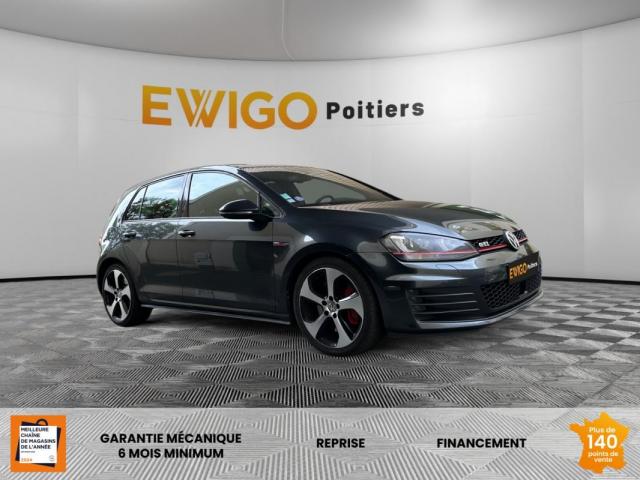 Volkswagen Golf image 9