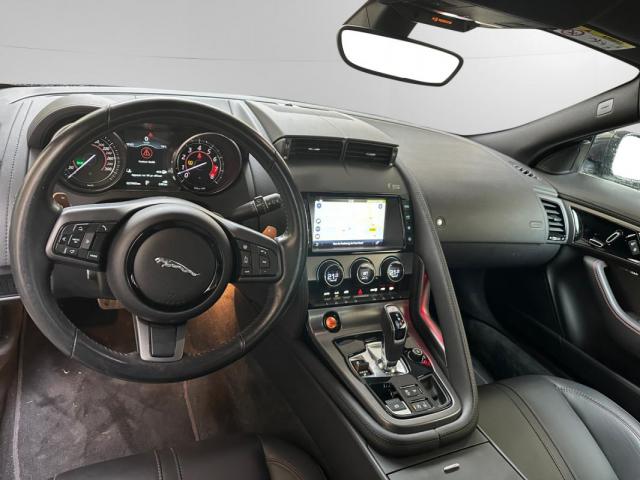 Jaguar F-Type image 9