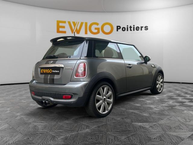 Mini Cooper S image 7