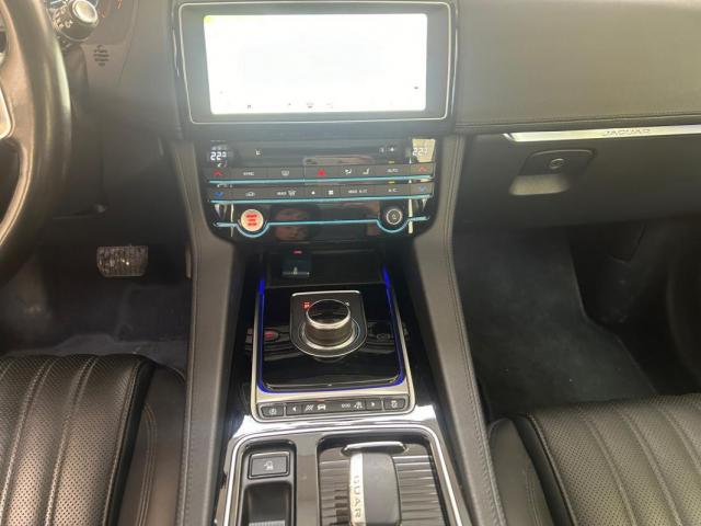 Jaguar F-Pace image 7
