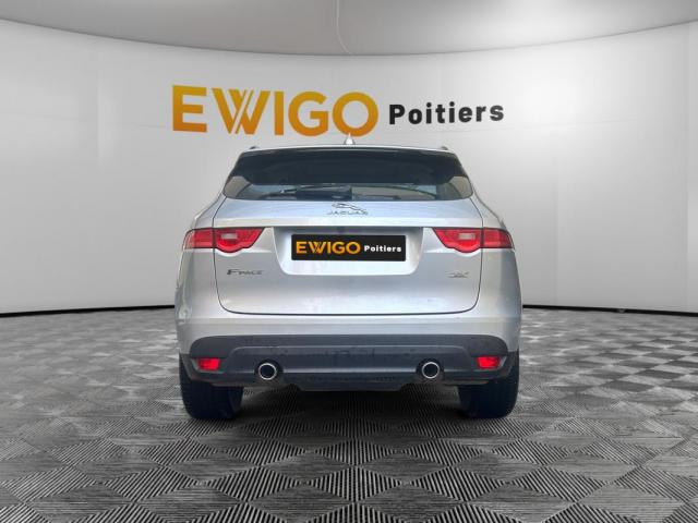Jaguar F-Pace image 5