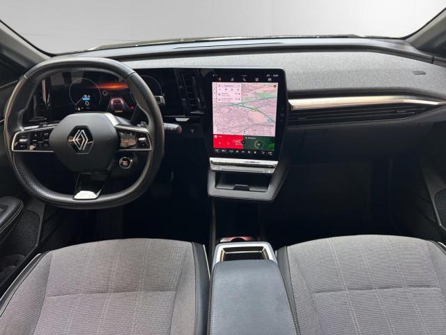Renault Mégane E-Tech image 9