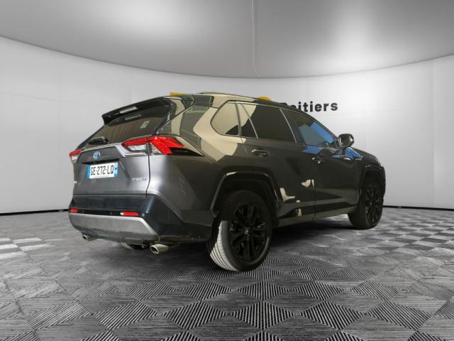 Toyota Rav4 image 3