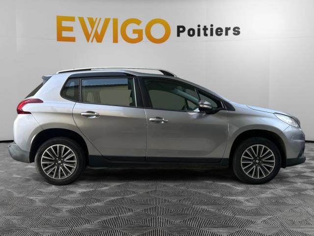Peugeot 2008 image 9