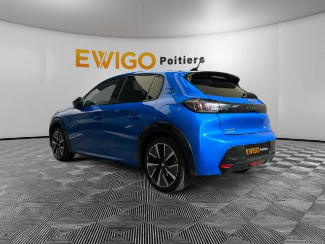 Peugeot 208 image 1
