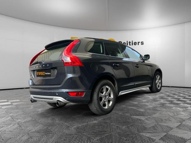 Volvo Xc60 image 9