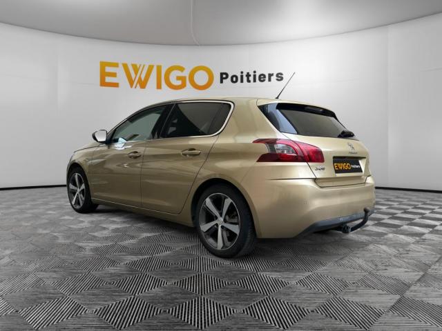 Peugeot 308 image 2