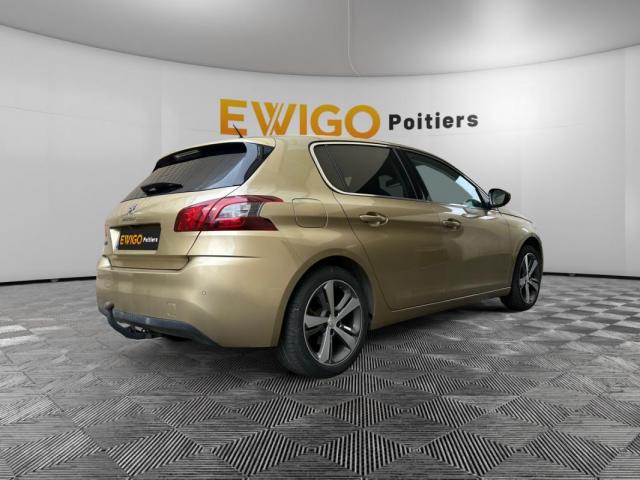 Peugeot 308 image 9