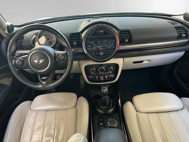 Mini Clubman image 7