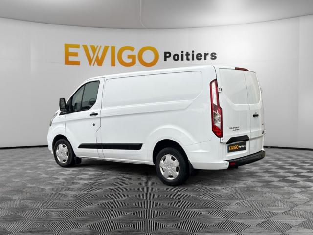 Ford Transit Custom image 2