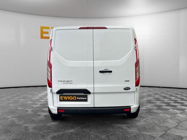 Ford Transit Custom image 4