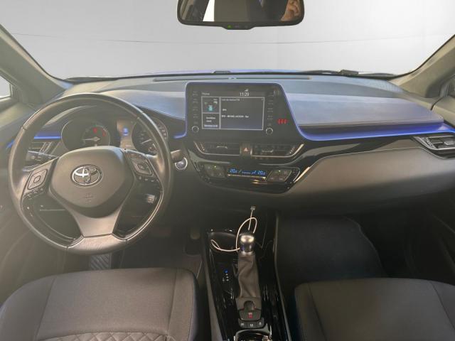Toyota C-Hr image 6