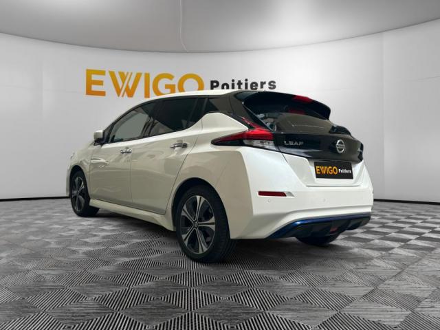 Nissan Leaf image 3