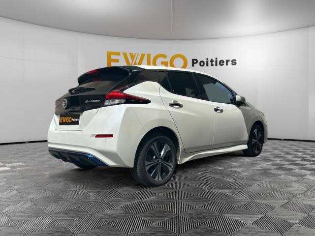 Nissan Leaf image 7