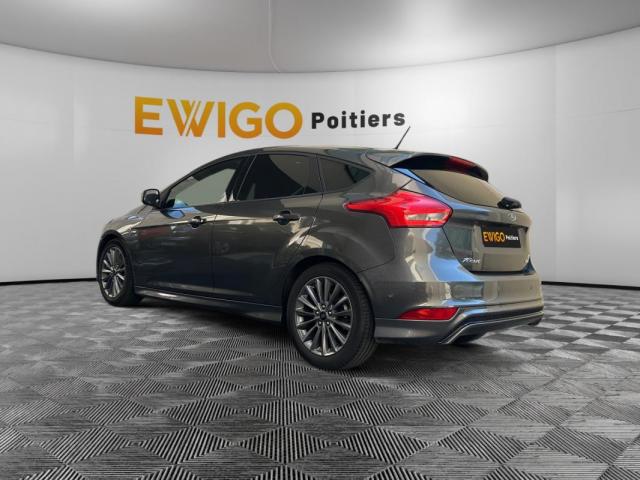 Ford Focus image 8