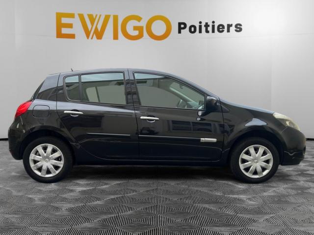 Renault Clio image 9
