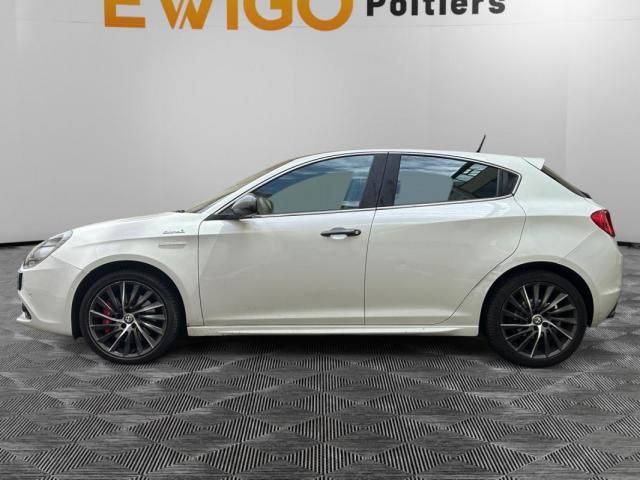 Alfa Romeo Giulietta image 5