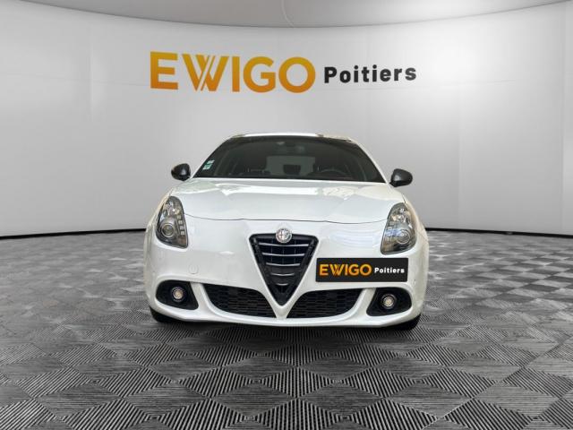 Alfa Romeo Giulietta image 6