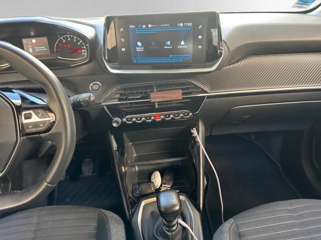 Peugeot 208 image 2