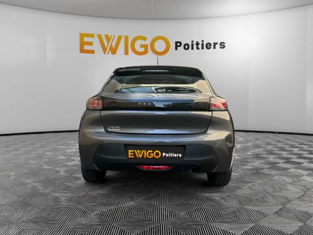 Peugeot 208 image 9
