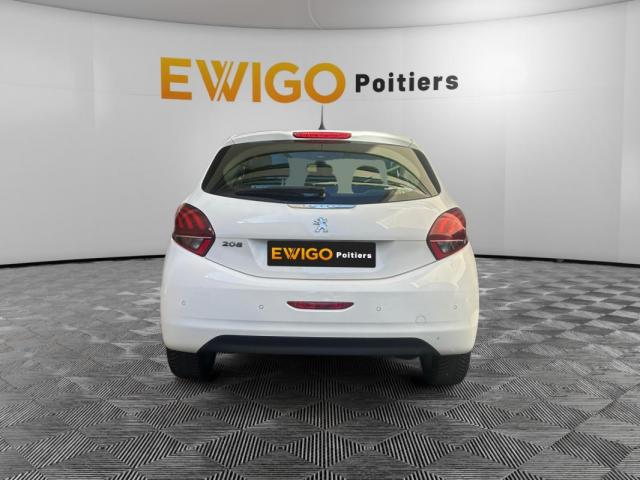 Peugeot 208 image 5