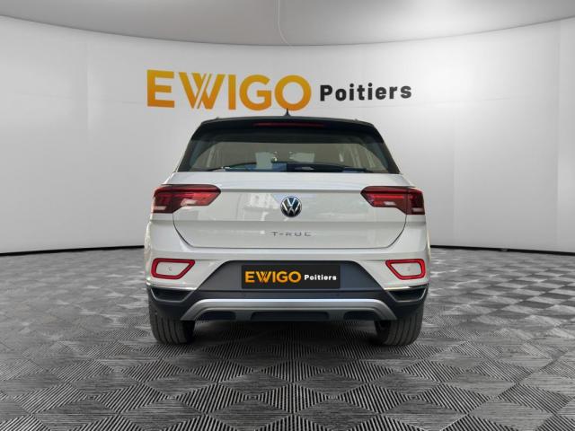 Volkswagen T-Roc image 9