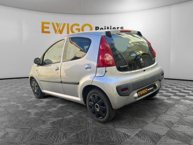Peugeot 107 image 9
