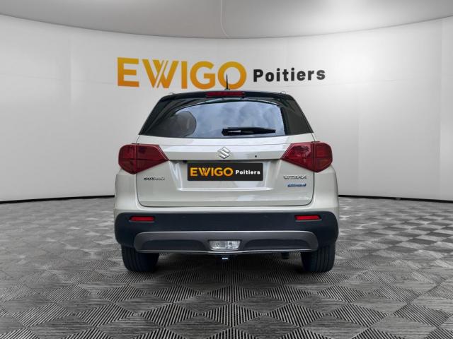 Suzuki Vitara image 9