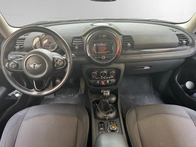 Mini Clubman image 4