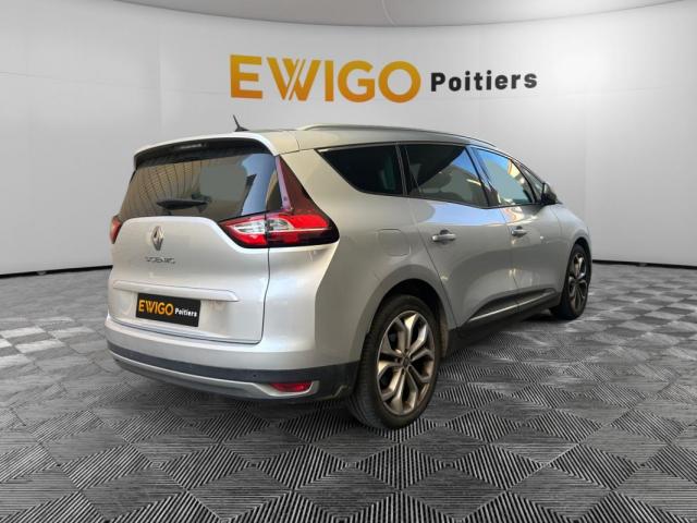 Renault Grand Scénic image 2