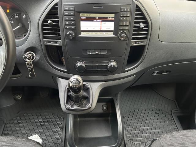 Mercedes Benz Vito Mixto image 9