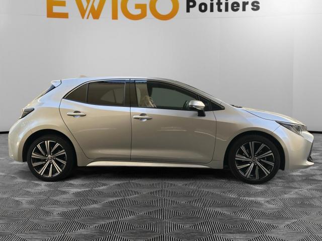 Toyota Corolla image 8