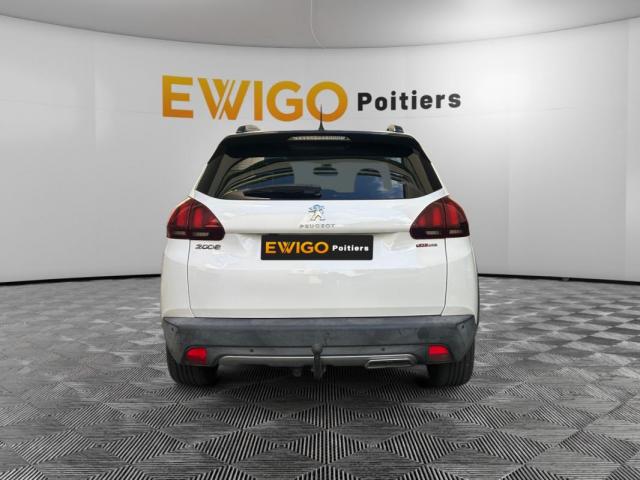 Peugeot 2008 image 1