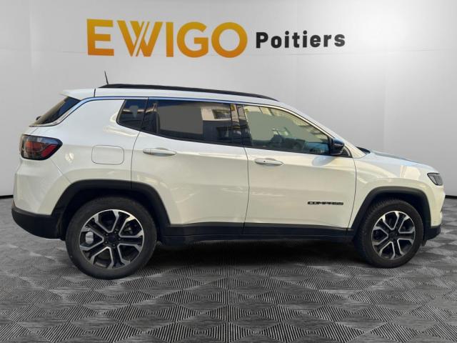 Jeep Compass image 8