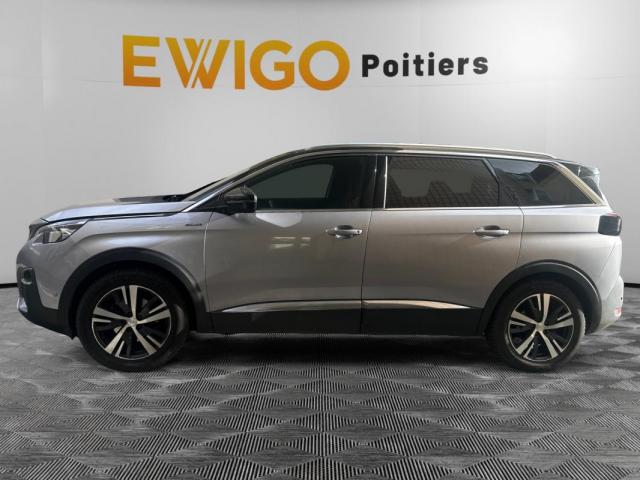 Peugeot 5008 image 1