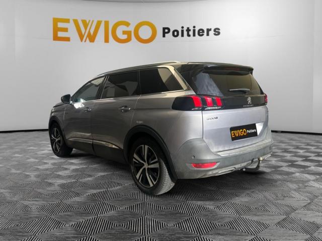 Peugeot 5008 image 4