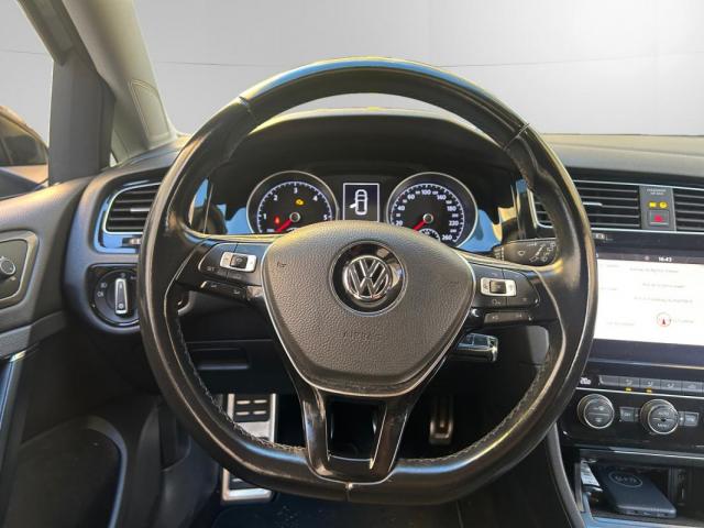Volkswagen Golf image 5