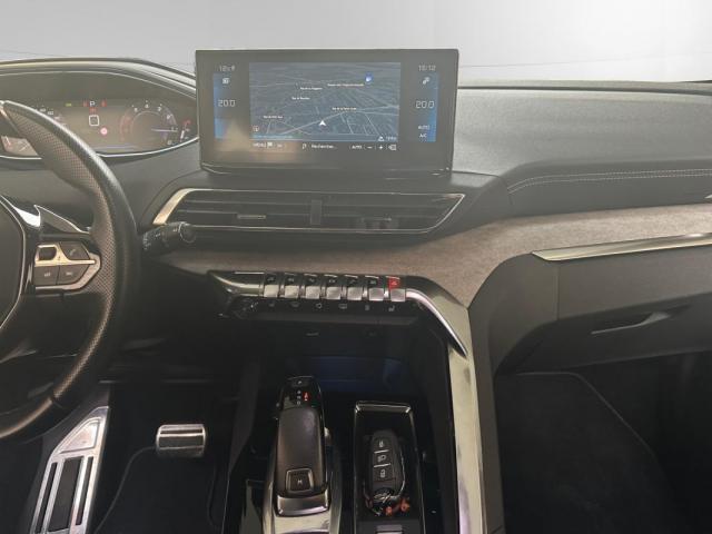 Peugeot 3008 image 3