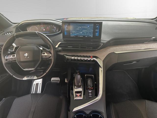 Peugeot 3008 image 2