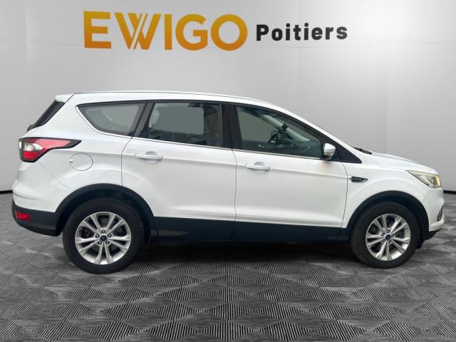 Ford Kuga image 5