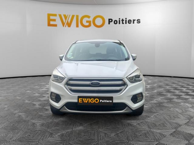 Ford Kuga image 9